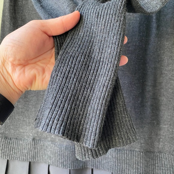 Soft Surroundings Chloe Gray Turtleneck Sweater Dress Pleated Skirt Tall Small - Picture 6 of 11